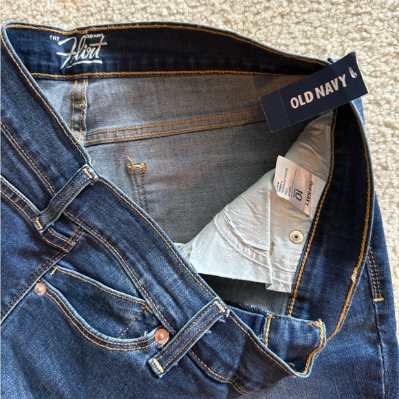 Old Navy Flirt 10P jeans - Picture 6 of 9